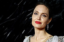 Анджелина Джоли покидает пост посла доброй воли ООН по делам беженцев