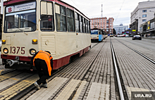 В центре Челябинска произошло массовое ДТП с трамваем