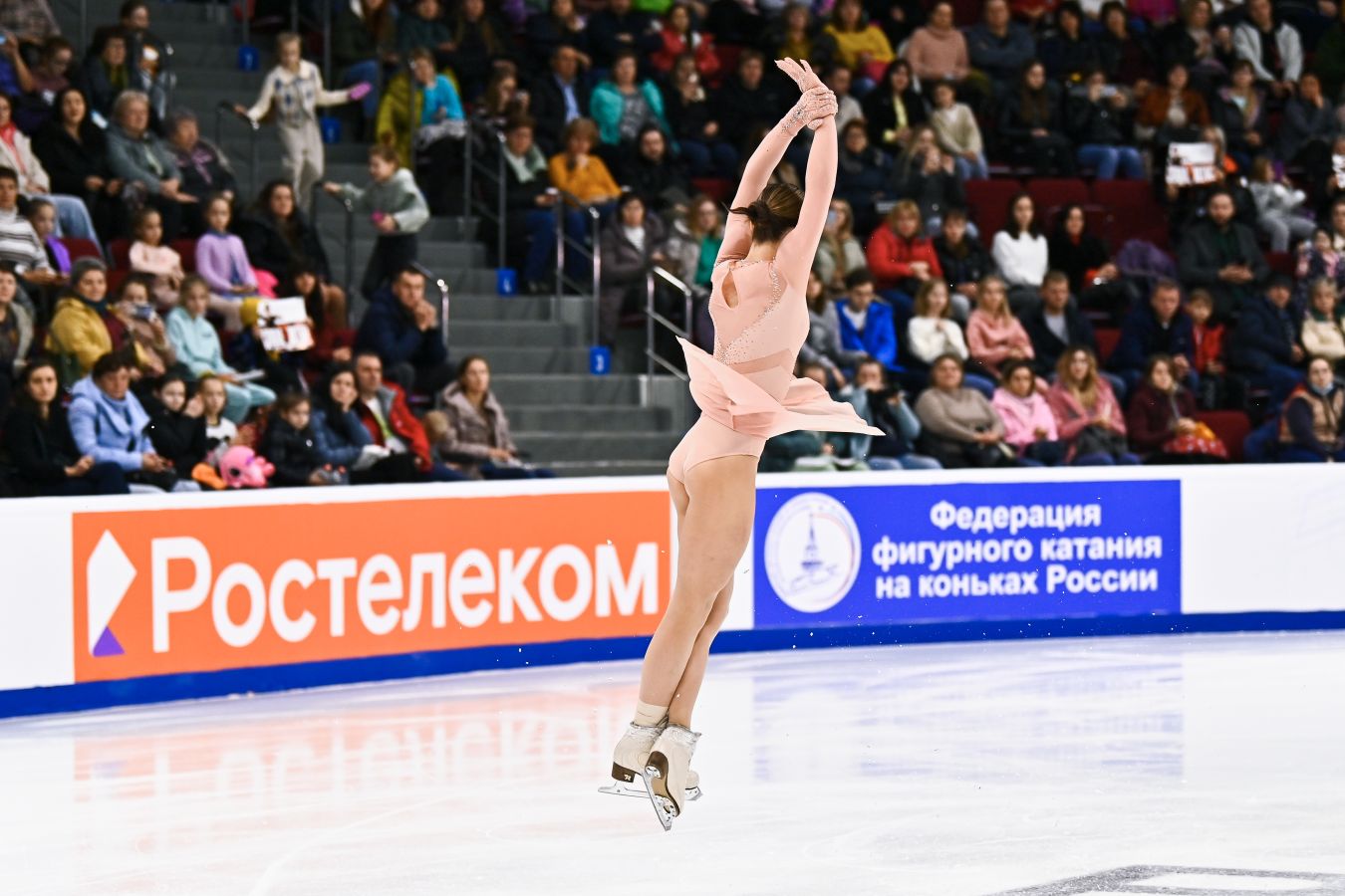 Команда Плющенко лидирует по итогам второго раунда на ЧР по прыжкам