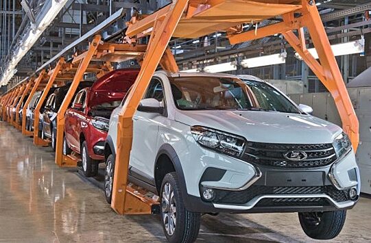 "АвтоВАЗ" начал серийное производство Lada Xray Cross