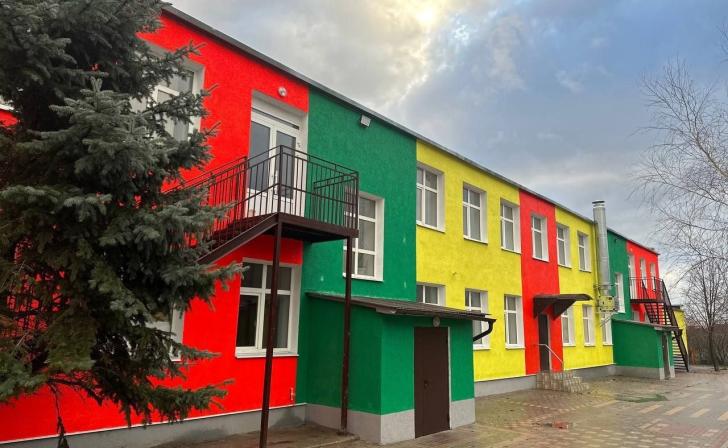 Представители Курской области побывали на открытии детсад «Красная Шапочка» в Мангушском районе