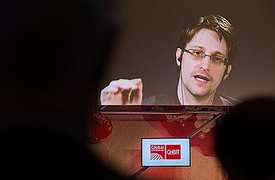 Госдеп отреагировал на получение Сноуденом российского паспорта