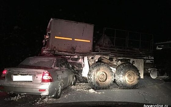 В Туве пьяному водителю дали 5 лет за ДТП с тремя жертвами