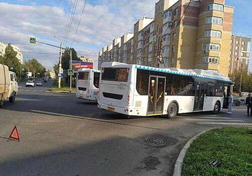 Пассажирский автобус сбил школьницу в Костроме