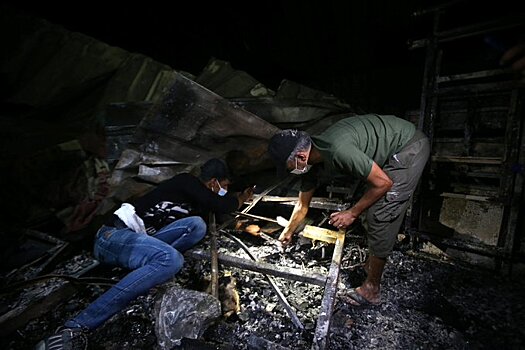 38 человек стали жертвами пожара в ковид-больнице Ирака