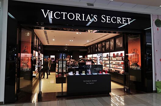 Victoria’s Secret закрывает магазины