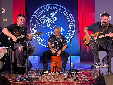 «Крутим фонарики 38 лет»: Лидер «Тайм-Аута» о псевдонимах, капусте и хореографии