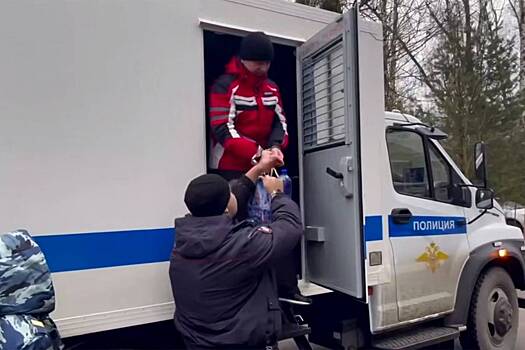 Вынесшие с завода детали РЛС зенитных ракетных комплексов попросились на СВО