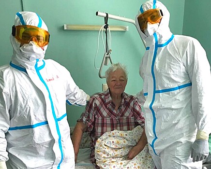 Из ЦИТО им. Приорова выписалась 101-летняя пациентка