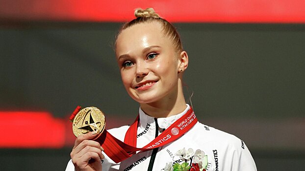 Ангелина Мельникова окончила Смоленский государственный университет спорта