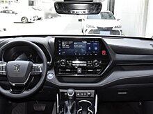 Toyota объявила точную дату начала продаж нового кроссовера Crown 2022 года