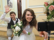 Без всяких церемоний: почему москвичи стали реже жениться и разводиться