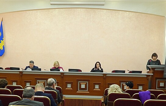 Анапские депутаты обсудили меры поддержки детства, образования и культуры