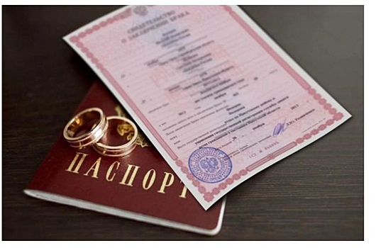 В железногорском ЗАГСе зарегистрировали пятисотый брак