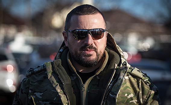 Луганск контролируют Корнет и "вежливые люди" из Донецка
