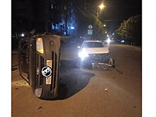 На улице Чкалова в Пензе перевернулась «Лада»