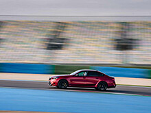 Битва за четверть мили: новый BMW M5 против Audi RS7
