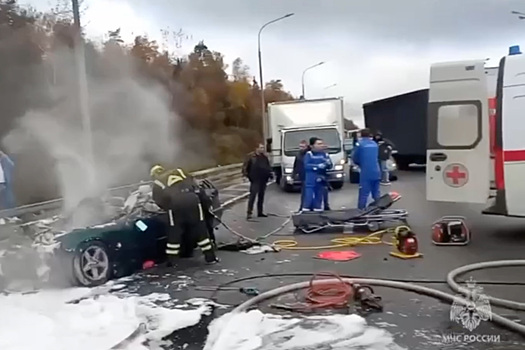 Последствия жесткого ДТП с участием «Газели» на МКАД попали на видео