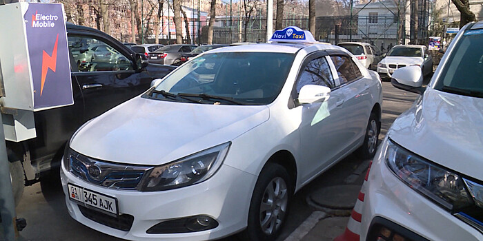 В Кыргызстане намерены продлить льготный ввоз электромобилей