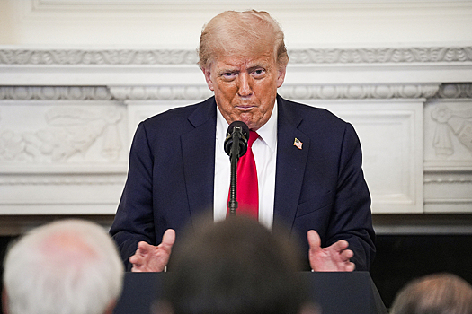 100 процентов устрашения: Трамп пригрозил России и её торговым партнерам громадными пошлинами