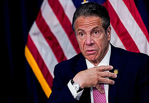 Губернатору Нью-Йорка предъявят обвинения в домогательствах