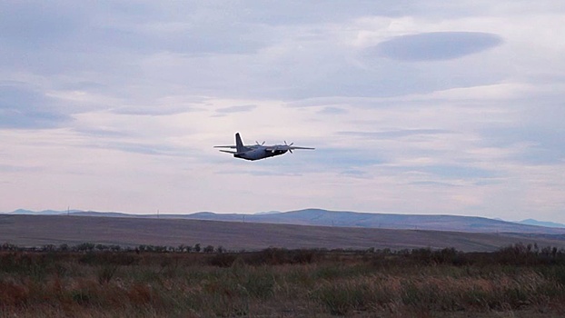 Город с высоты птичьего полета: боевая авиация провела авиапарад в небе над Кызылом