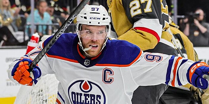 Макдэвид выиграл «Харт Трофи» в 3-й раз за карьеру в НХЛ. Больше лишь у Гретцки, Хоу и Шора