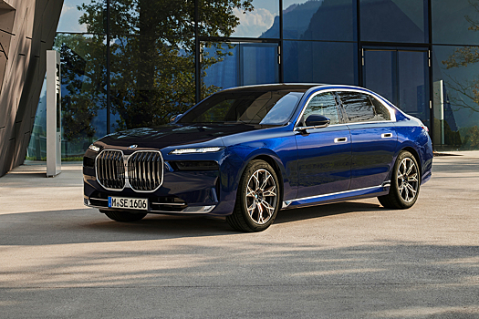 В России запатентовали новую «семерку» BMW