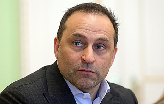 Глава Федерации керлинга России Свищев стал заслуженным тренером РФ