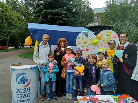 Более 300 канцелярских принадлежностей собрали для школьников жители района Щукино