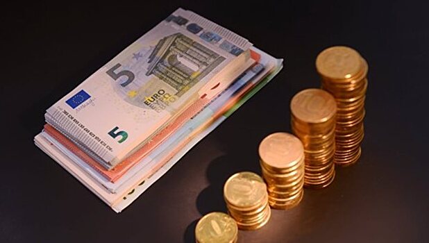 Рубль продолжил увереный рост