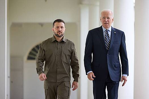 В визите Зеленского в США увидели знак грядущего «политического шторма»