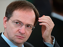 Мединскому оставили докторскую