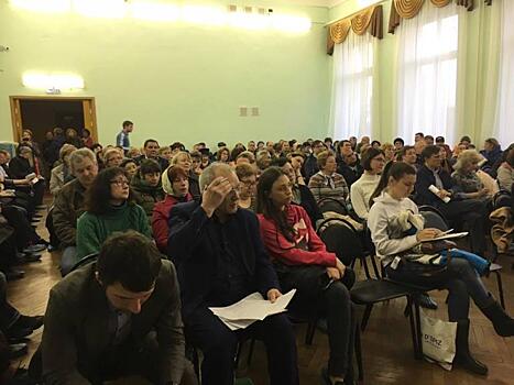 Власти Кузьминок обсудили с жителями района программу реновации