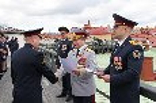 Торжественный полуденный выстрел произвели сегодня в Санкт-Петербурге в честь празднования Дня сотрудников оперативной службы уголовно-исполнительной системы