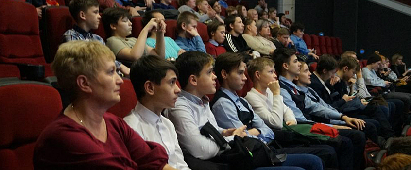 Более 700 подростков приняли участие в соцпроекте «Открывая Ижевск»