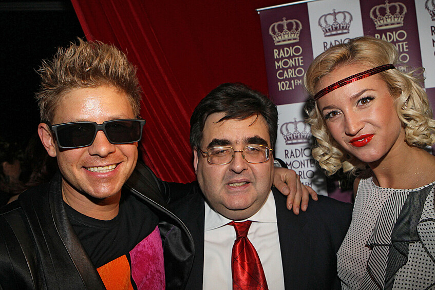 Митя Фомин, Алексей Митрофанов и Ольга Бузова на вечеринке в честь 10-летия радиостанции Monte Carlo, 2010 год