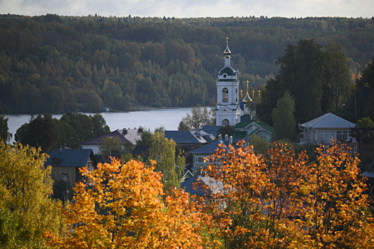 Названы национальные парки, которые россияне выбрали для осенних путешествий