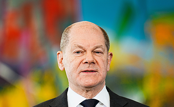 Шольц не согласился с лидером оппозиции по поводу правительственного кризиса в ФРГ