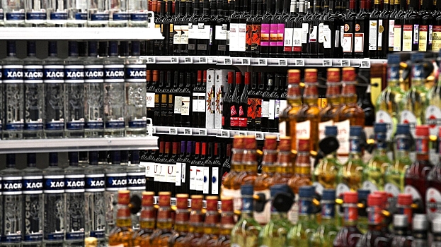 В АКОРТ прокомментировали сообщения о проблемах с оплатой алкоголя