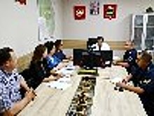 Начальник УФСИН России по Амурской области Владимир Игнаткин провел рабочую встречу с членами Правительства региона по вопросам трудоустройства осужденных