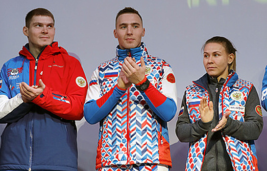 Форму олимпийской сборной России по фристайлу в дисциплине ски-кросс представили в Москве