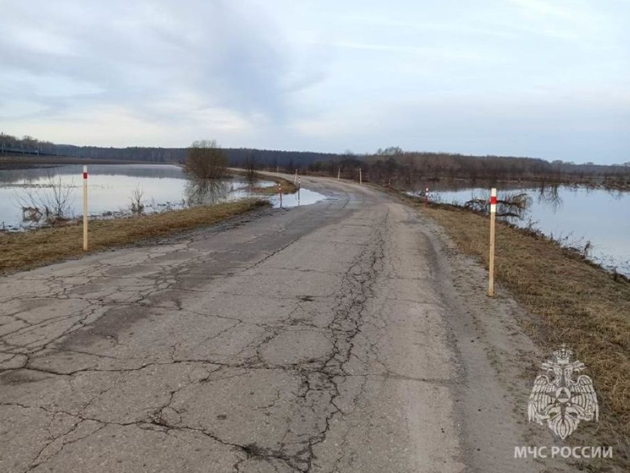 Еще один низководный мост освободился от воды в Нижегородской области