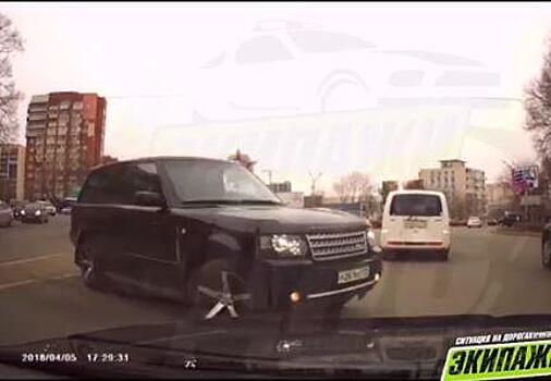 Вот она, культура вождения по-владивостокски