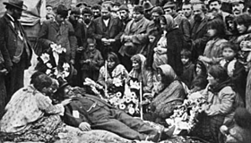 Цыганские похороны. Чем они так удивляют русских