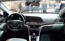 Hyundai Elantra с пробегом возглавила топ-8 лучших авто до 900 тысяч рублей