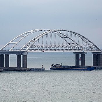 Названо количество поездов, проследовавших по крымскому мосту за месяц