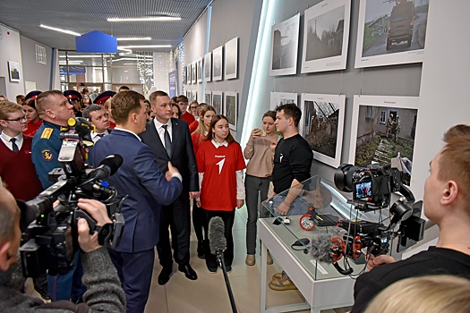 В канун годовщины СВО в Саратове открылась вторая часть выставки военкора "РГ"