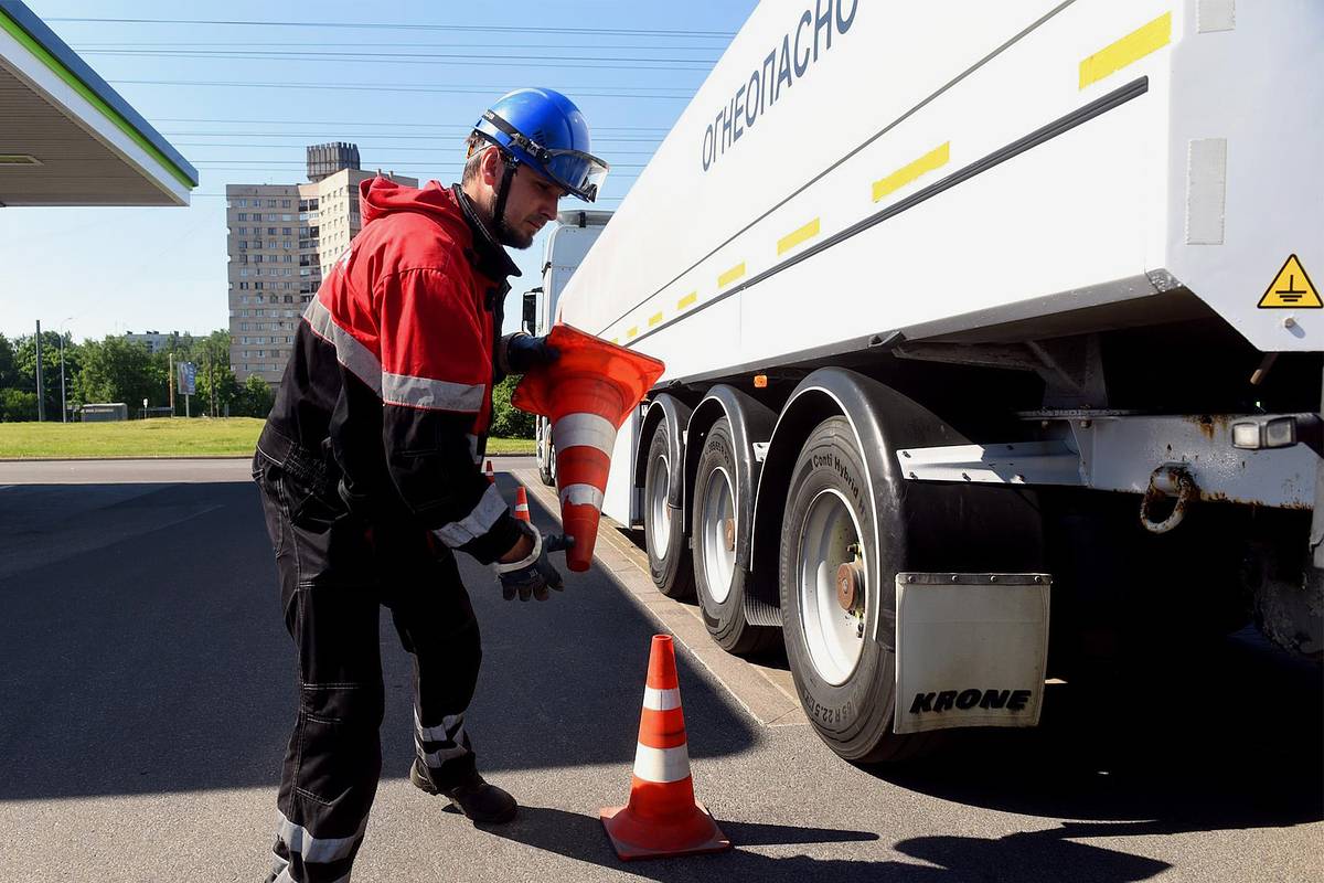 В России решили снять ограничения на вывоз бензина из страны