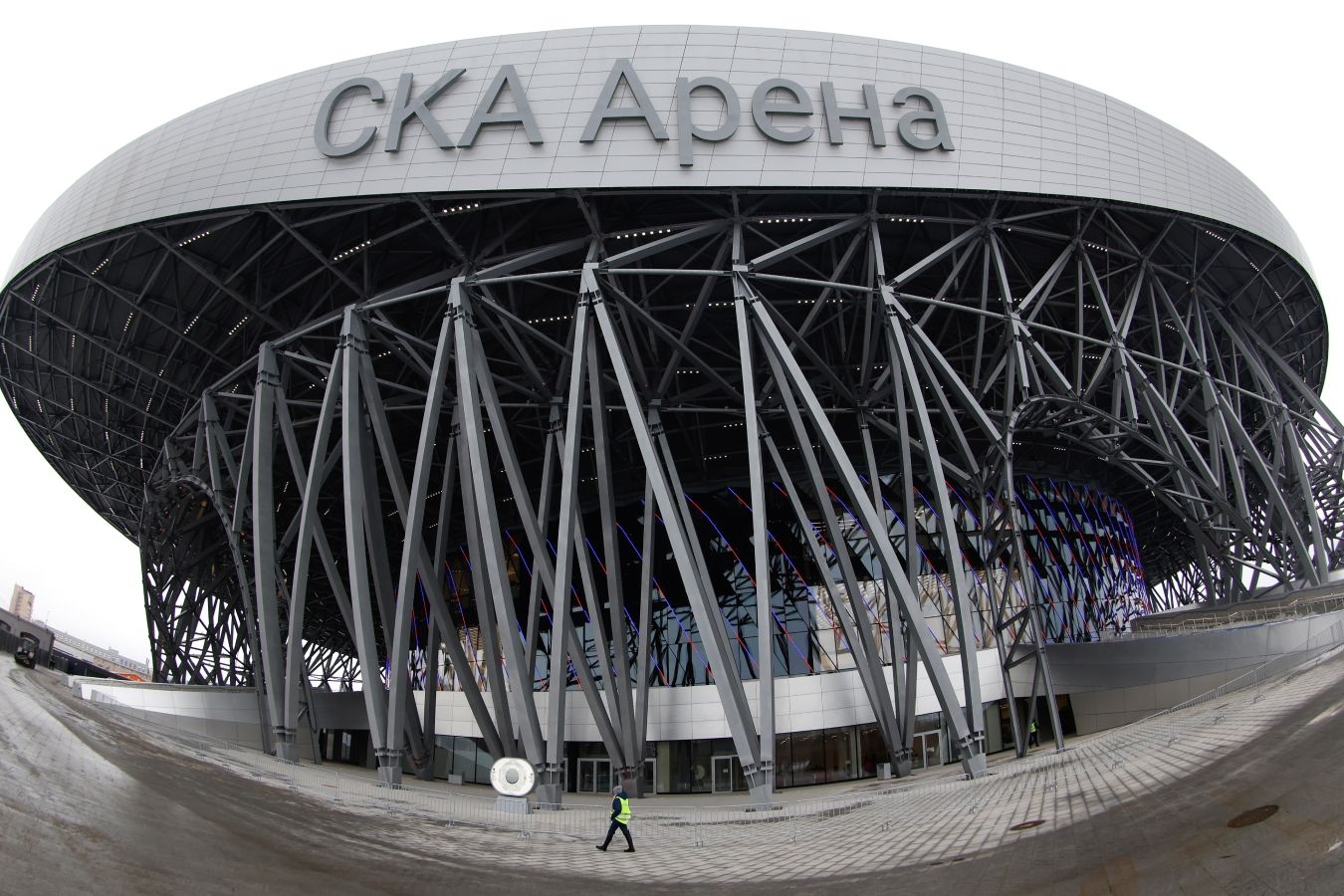 СКА впервые сыграл на новом домашнем стадионе в КХЛ